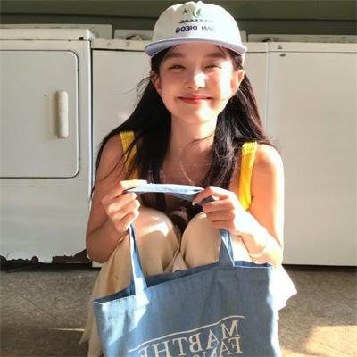 彩排封面